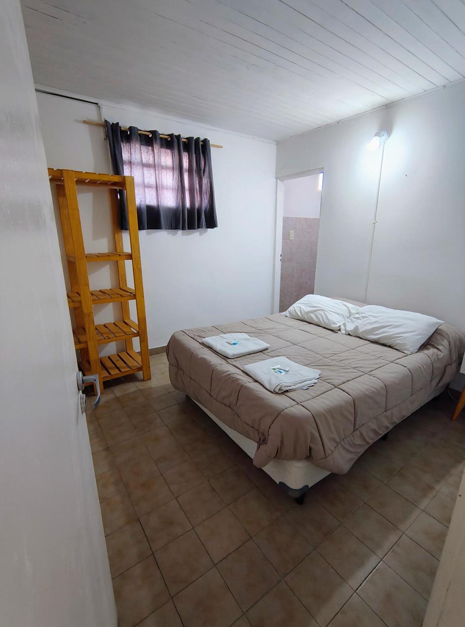 El Faro Hostel Puerto Madryn Ngoại thất bức ảnh